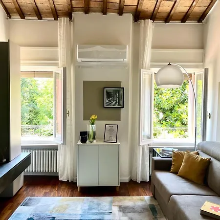 Le Petit Loft Apartment *